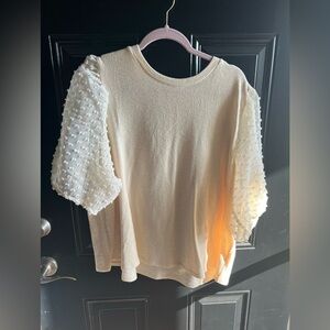 Maeve by Anthropologie Cream Short Sleeve Top with Textured Sleeves
